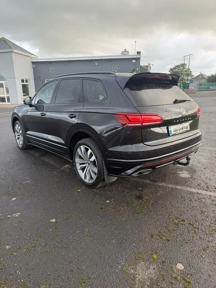 Volkswagen Touareg 2019 - Image 4