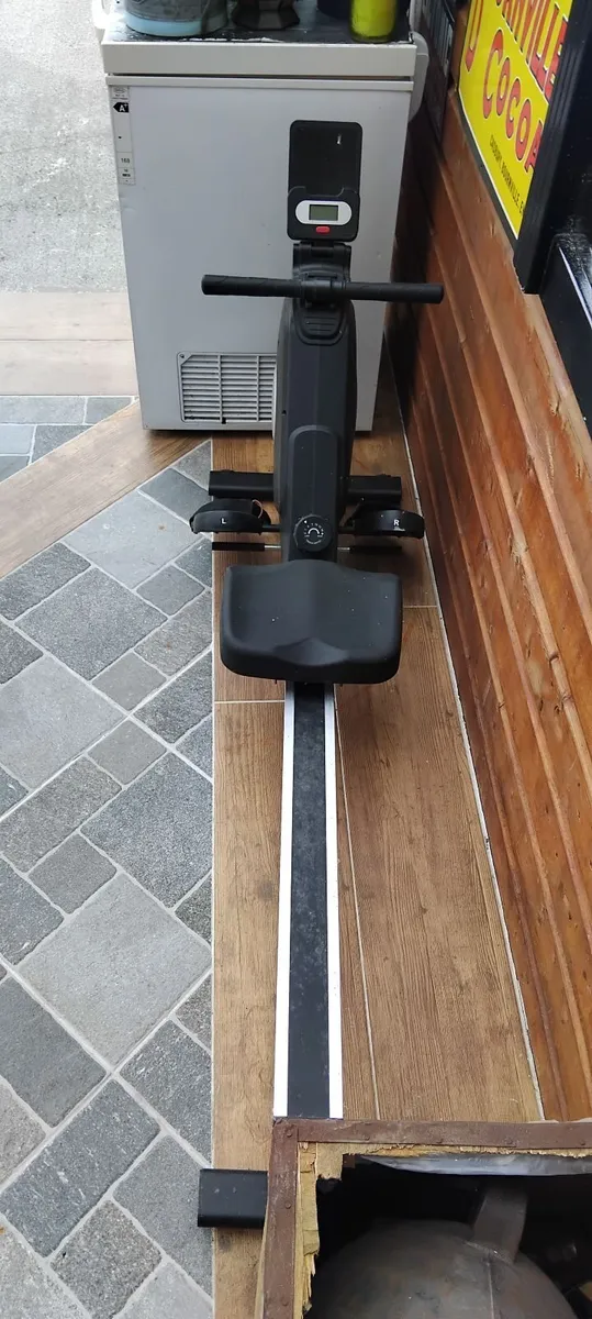 Rowing machine - Image 2
