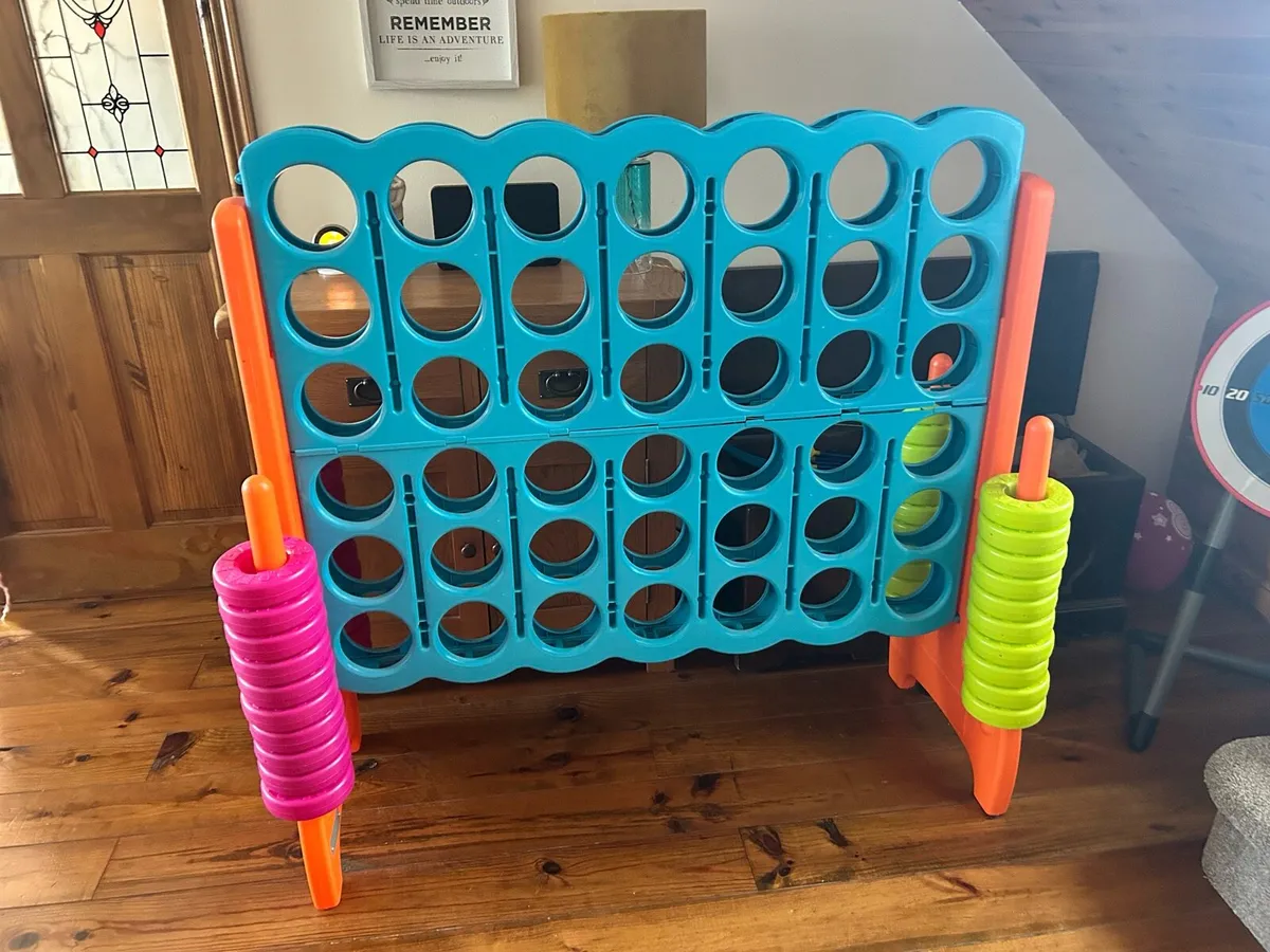 Giant connect 4
