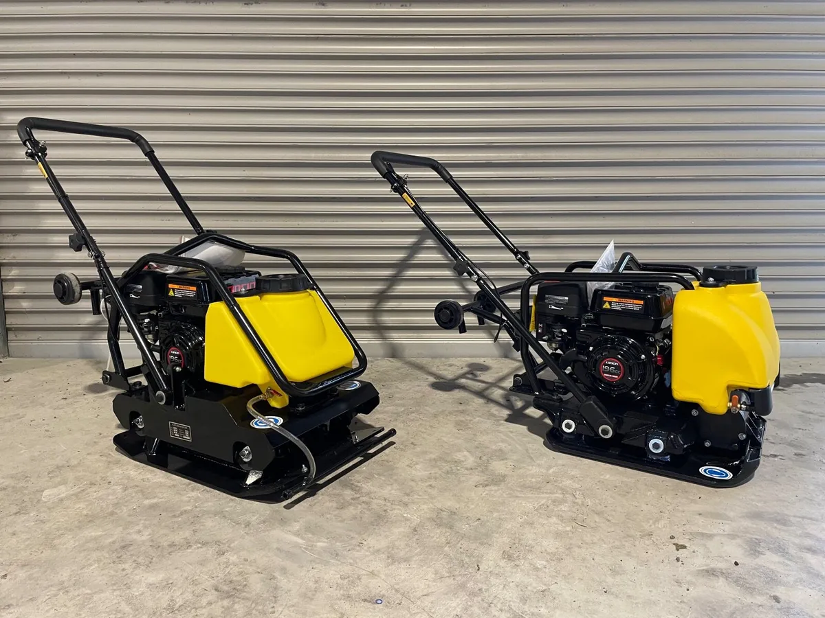 Loncin wacker plates with water tanks. - Image 1