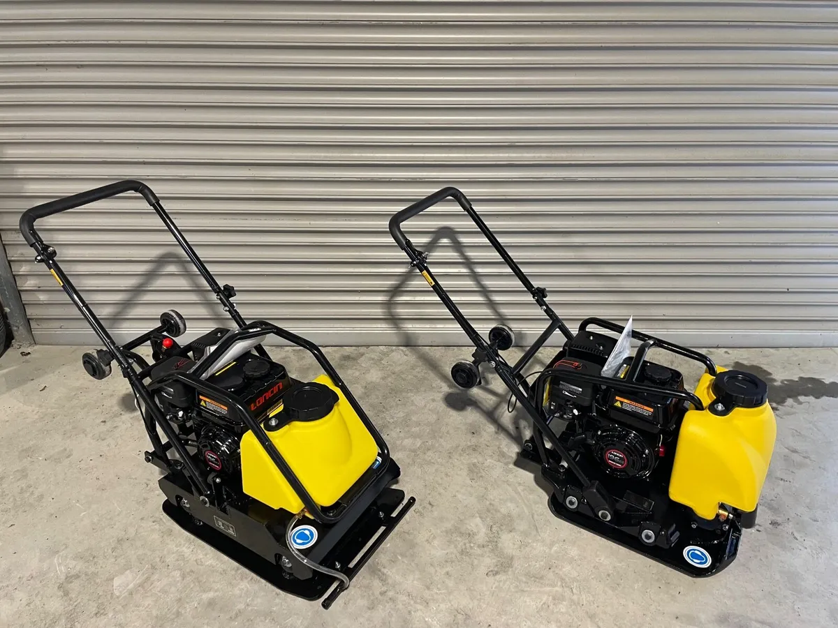 Loncin wacker plates with water tanks. - Image 2