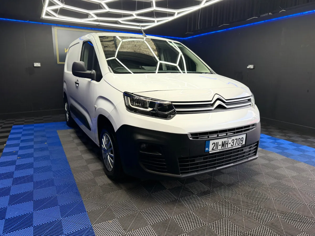 Citroen Berlingo 2021 DOE 02/27 - Image 3