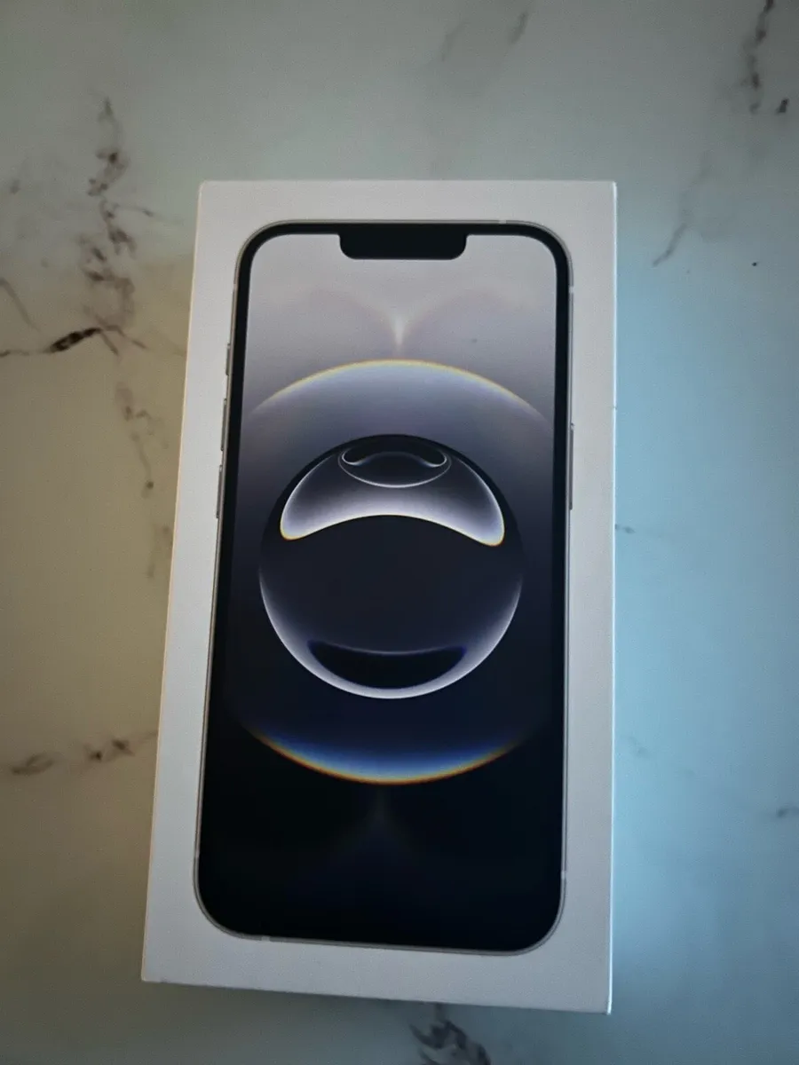 IPhone 16e - Image 1