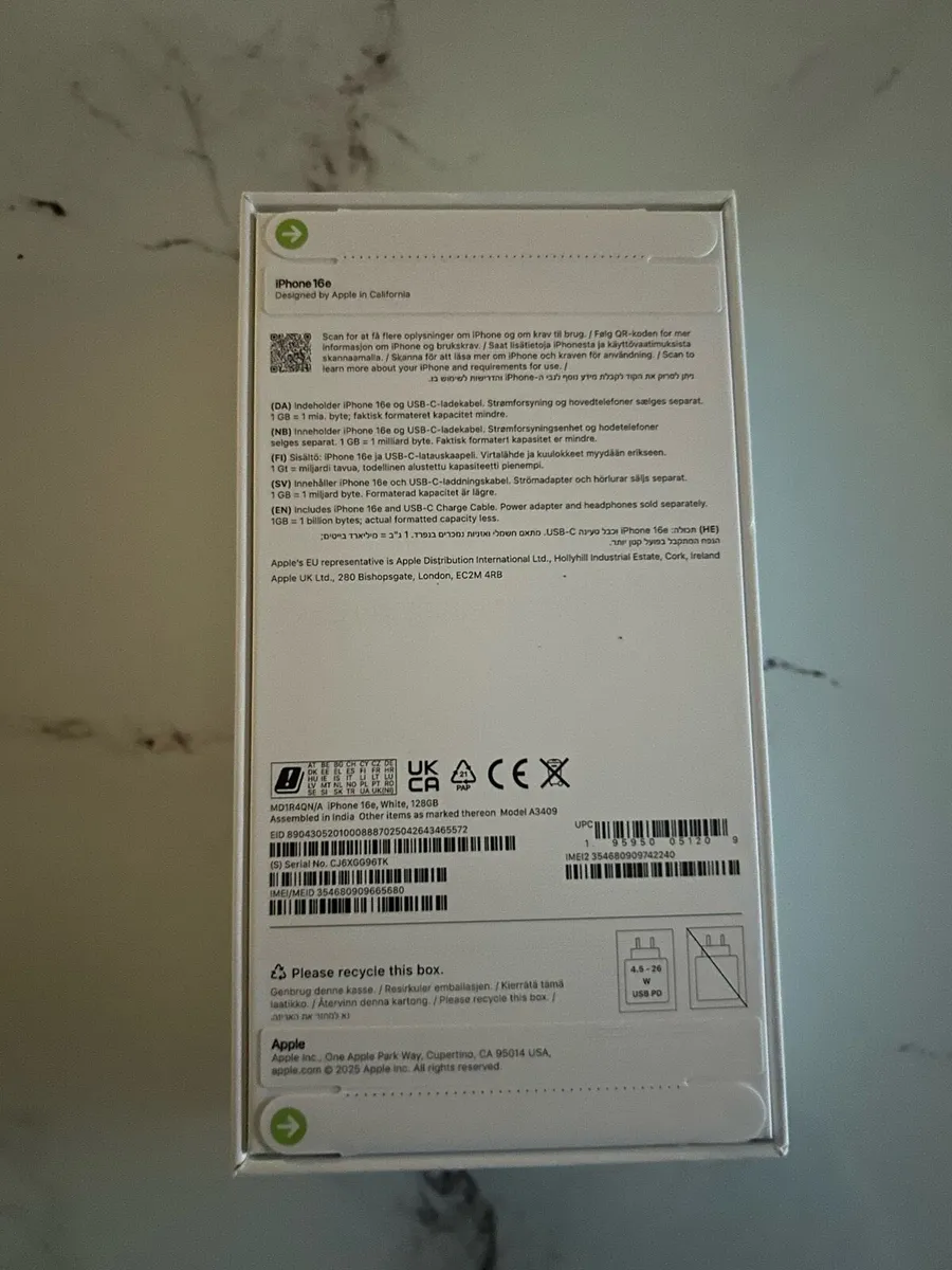 IPhone 16e - Image 2