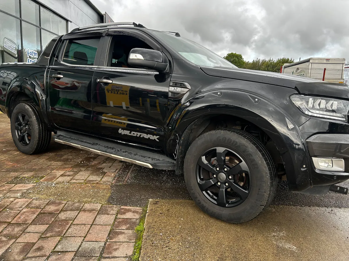 2019 Ford Ranger Wildtrak 3.2 TDCI Auto 4wd - Image 3