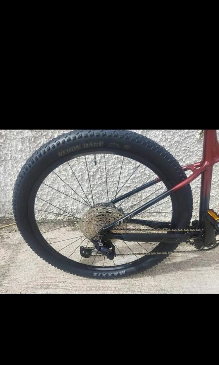 Giant Talon 0 27.5 Mountain Bike In Mars Dust/Blac - Image 2