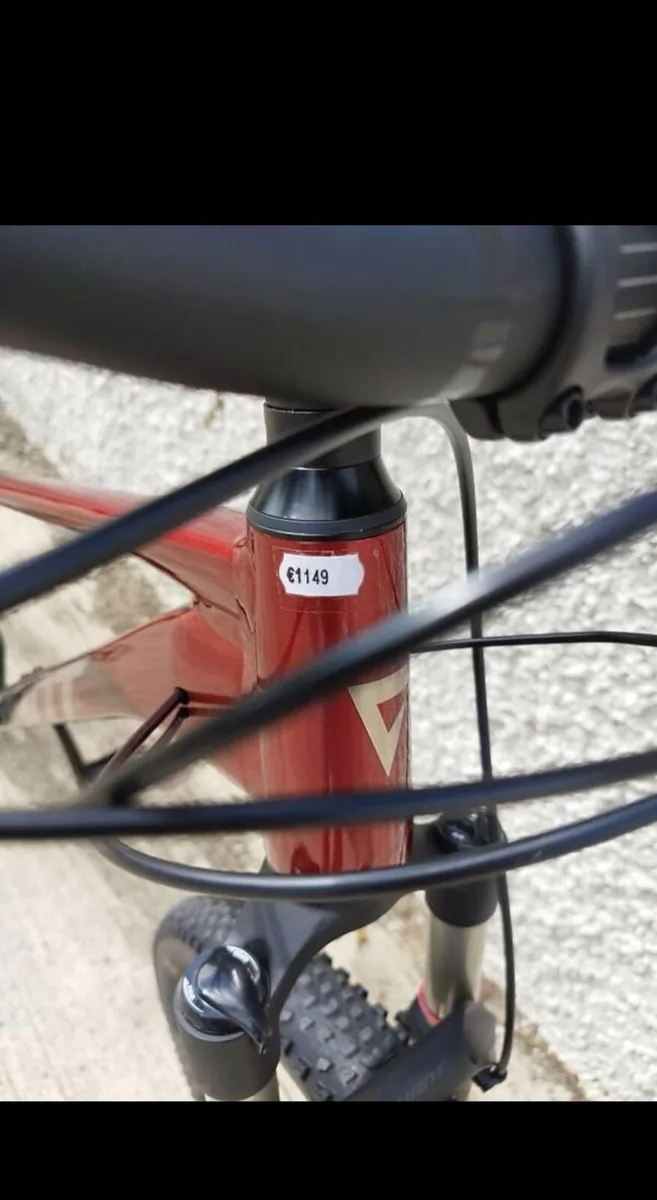 Giant Talon 0 27.5 Mountain Bike In Mars Dust/Blac - Image 4