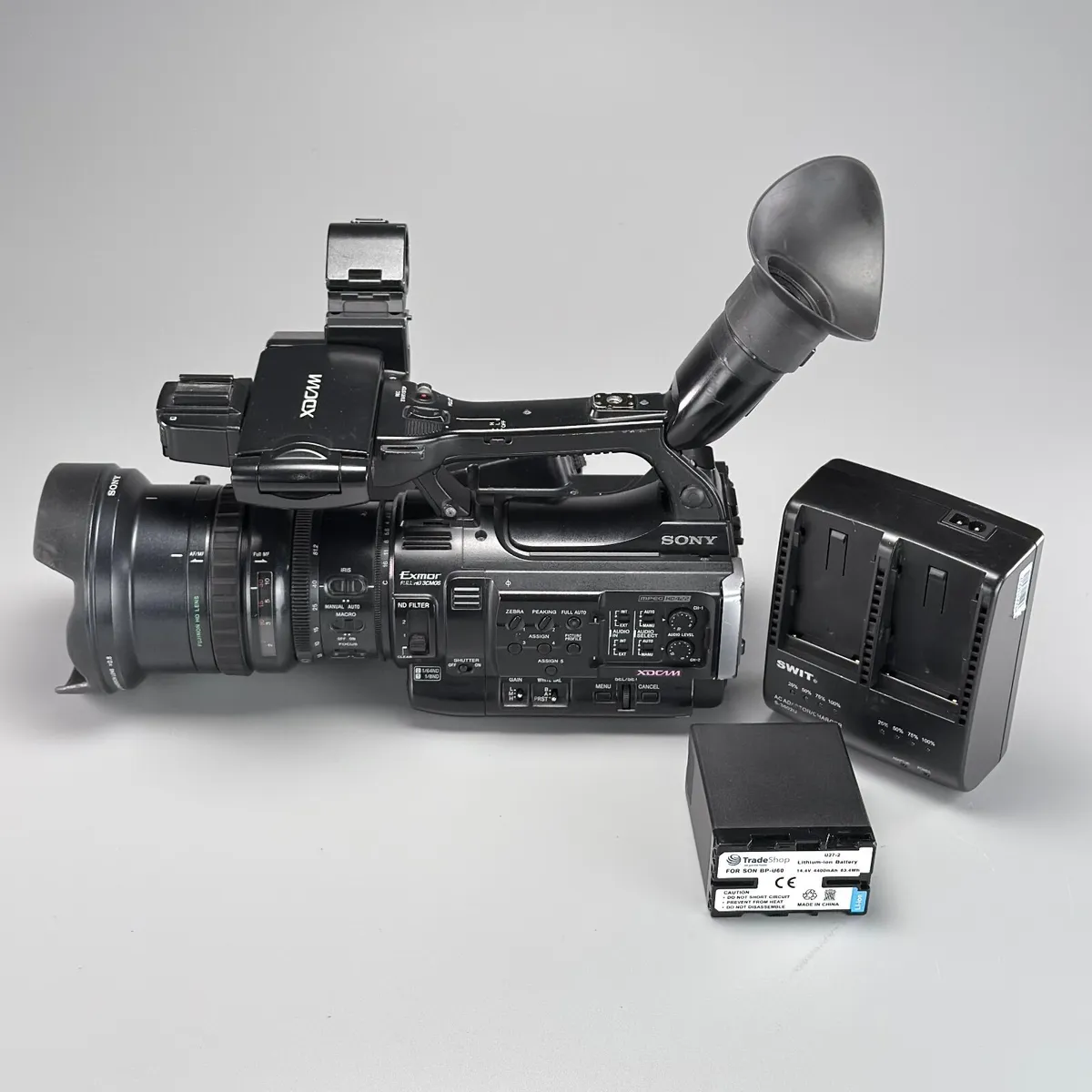 Sony PMW 200 Solid-State Memory Camcorder - Image 1