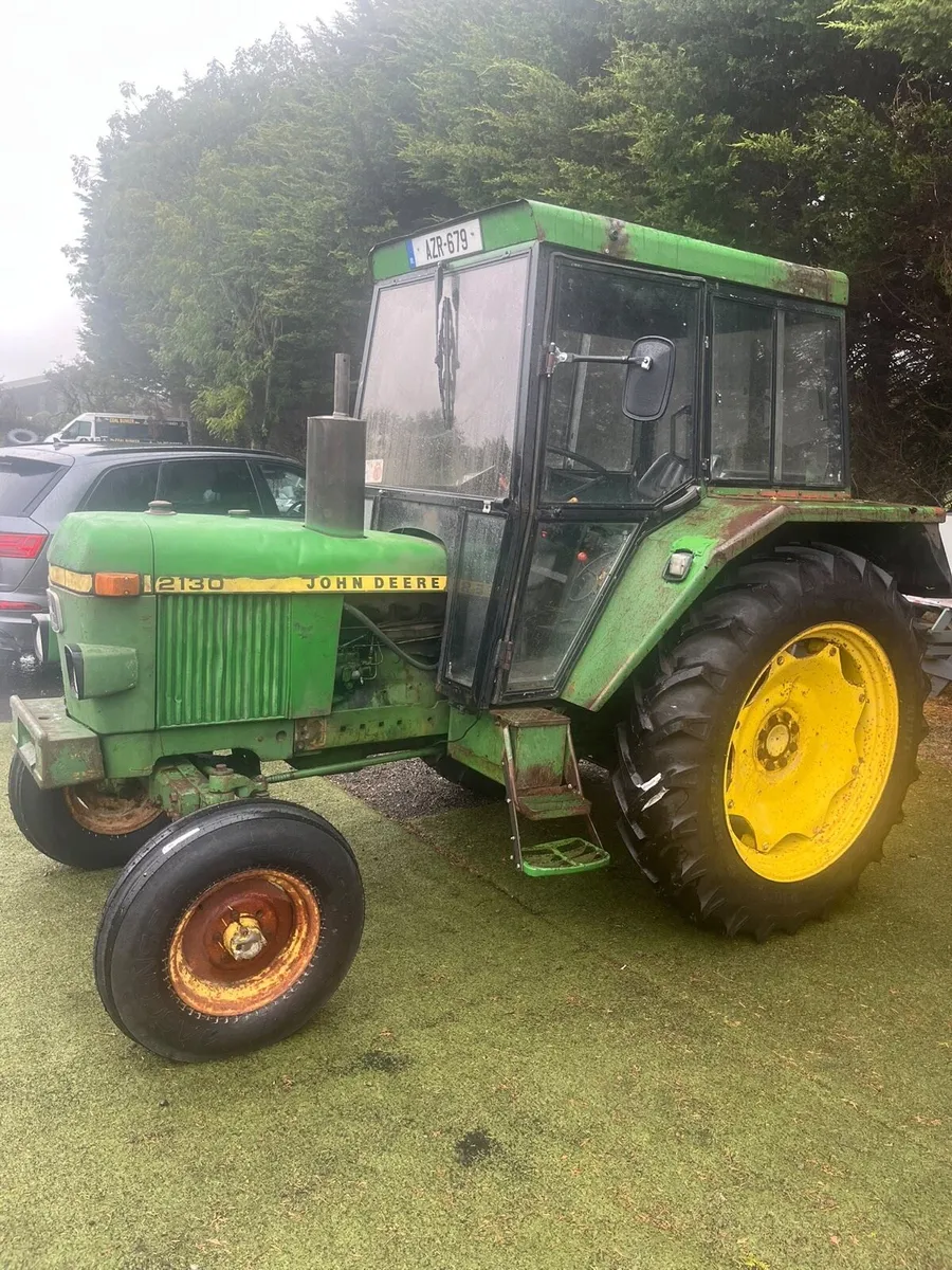 John Deere 2130 - Image 1