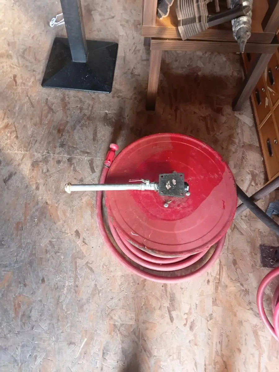 2 fire reels for sale - Image 2
