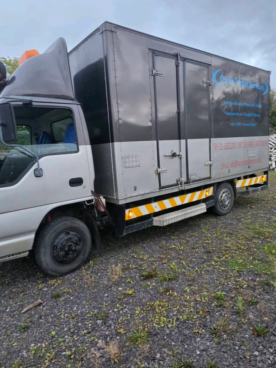 Isuzu Npr - Image 2