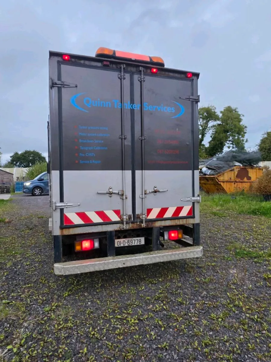 Isuzu Npr - Image 3