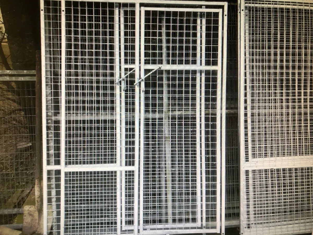 Dog run panels - Image 3