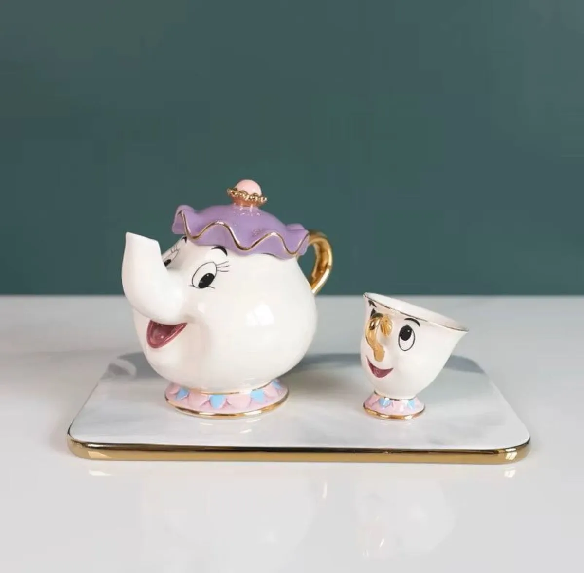 Mrs Pots and 2 chip mugs. Be Our Guest, - Image 3