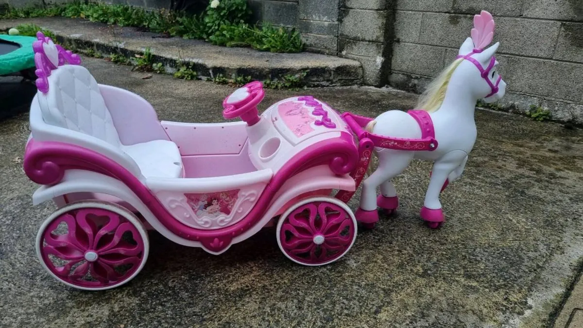 Toy car, electric. - Image 1