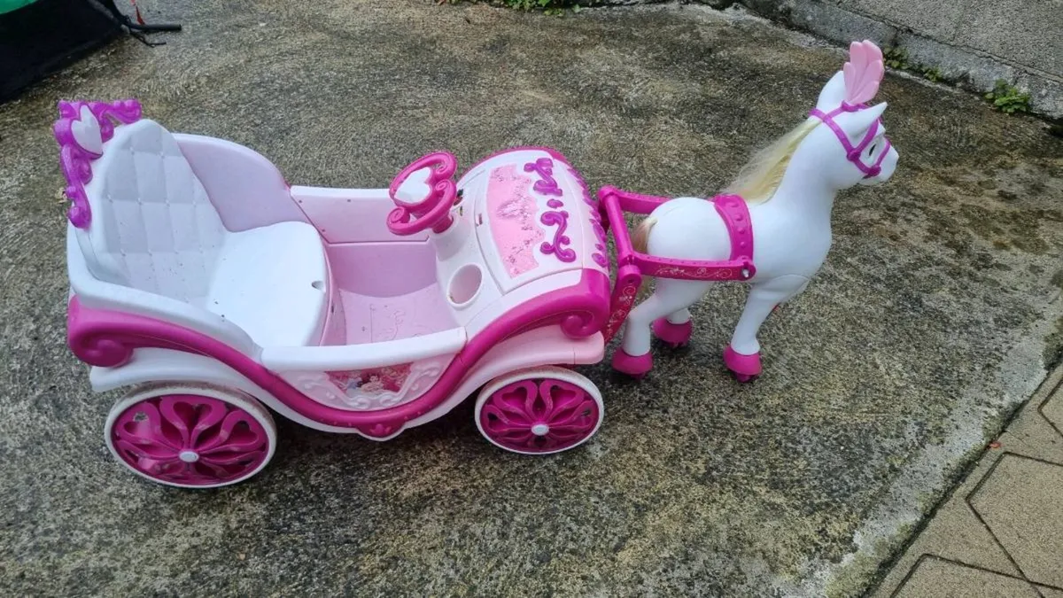 Toy car, electric. - Image 2