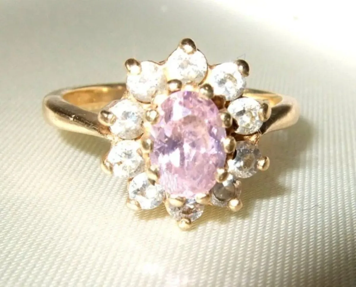 Vintage 9ct Gold Pink & White Gem Cluster - Image 1