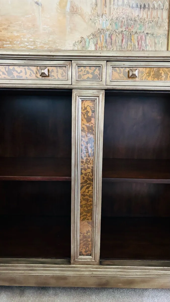 Large solid wood Cabinet - Image 3