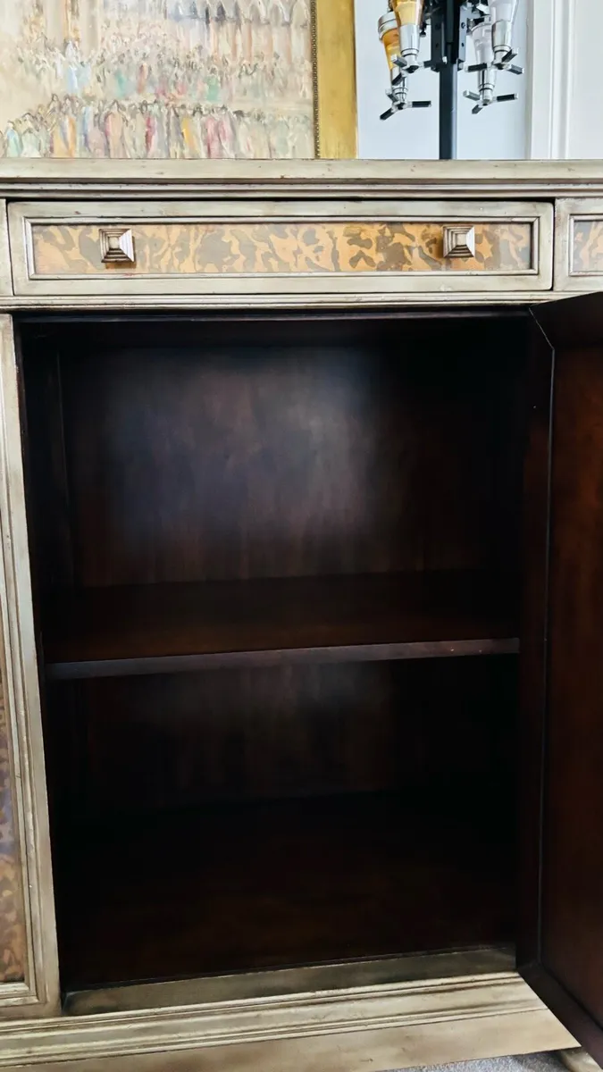 Large solid wood Cabinet - Image 4