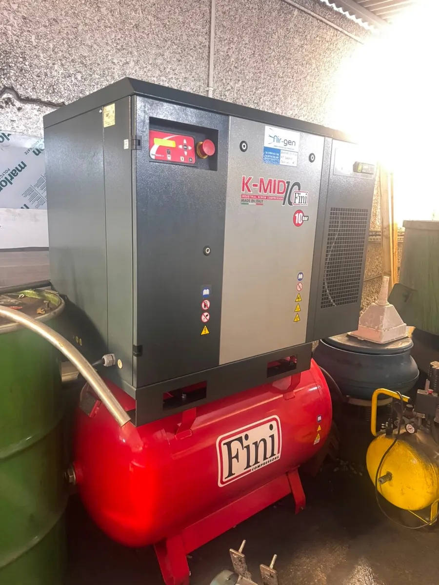 Fini air compressor - Image 1