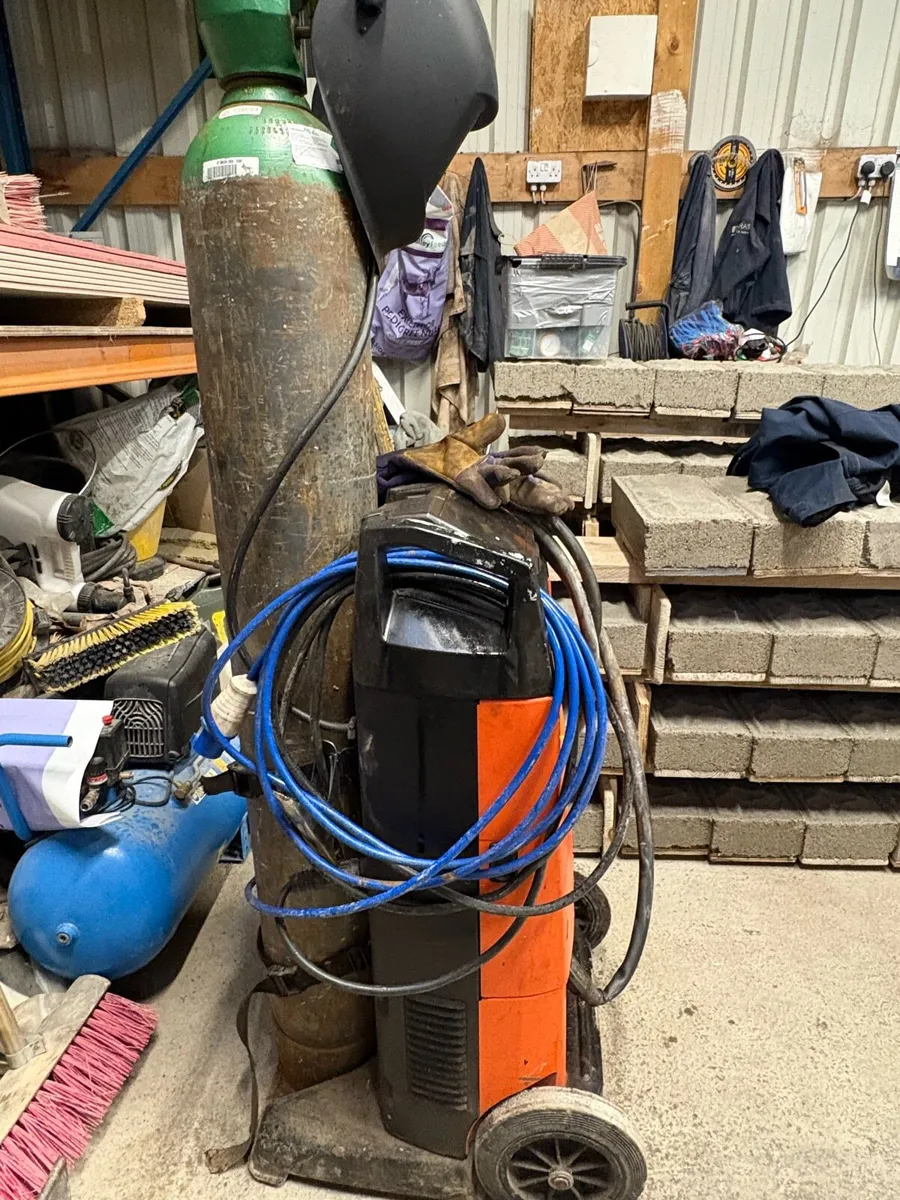 Kemppi 251 r single phase welder - Image 4