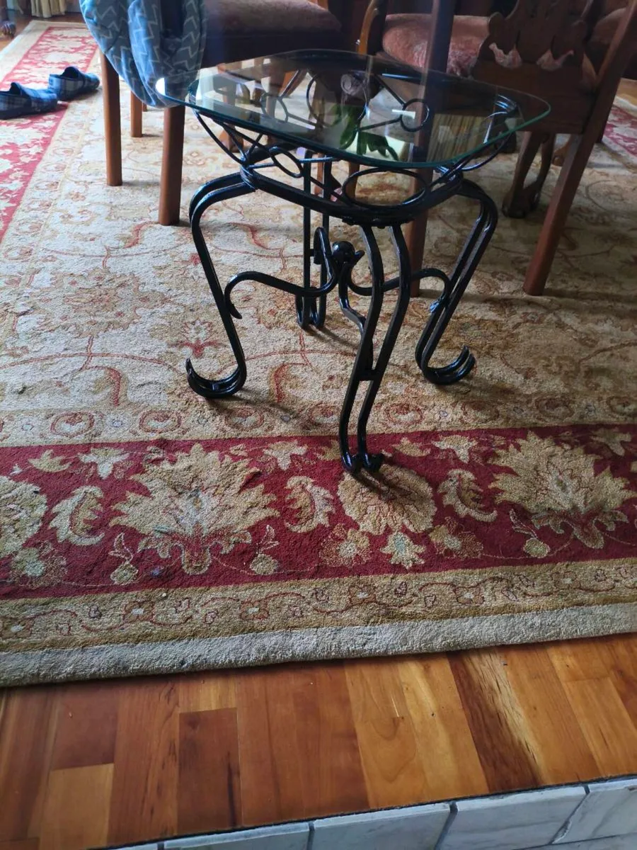 Beautiful side table like new 25 euro - Image 4