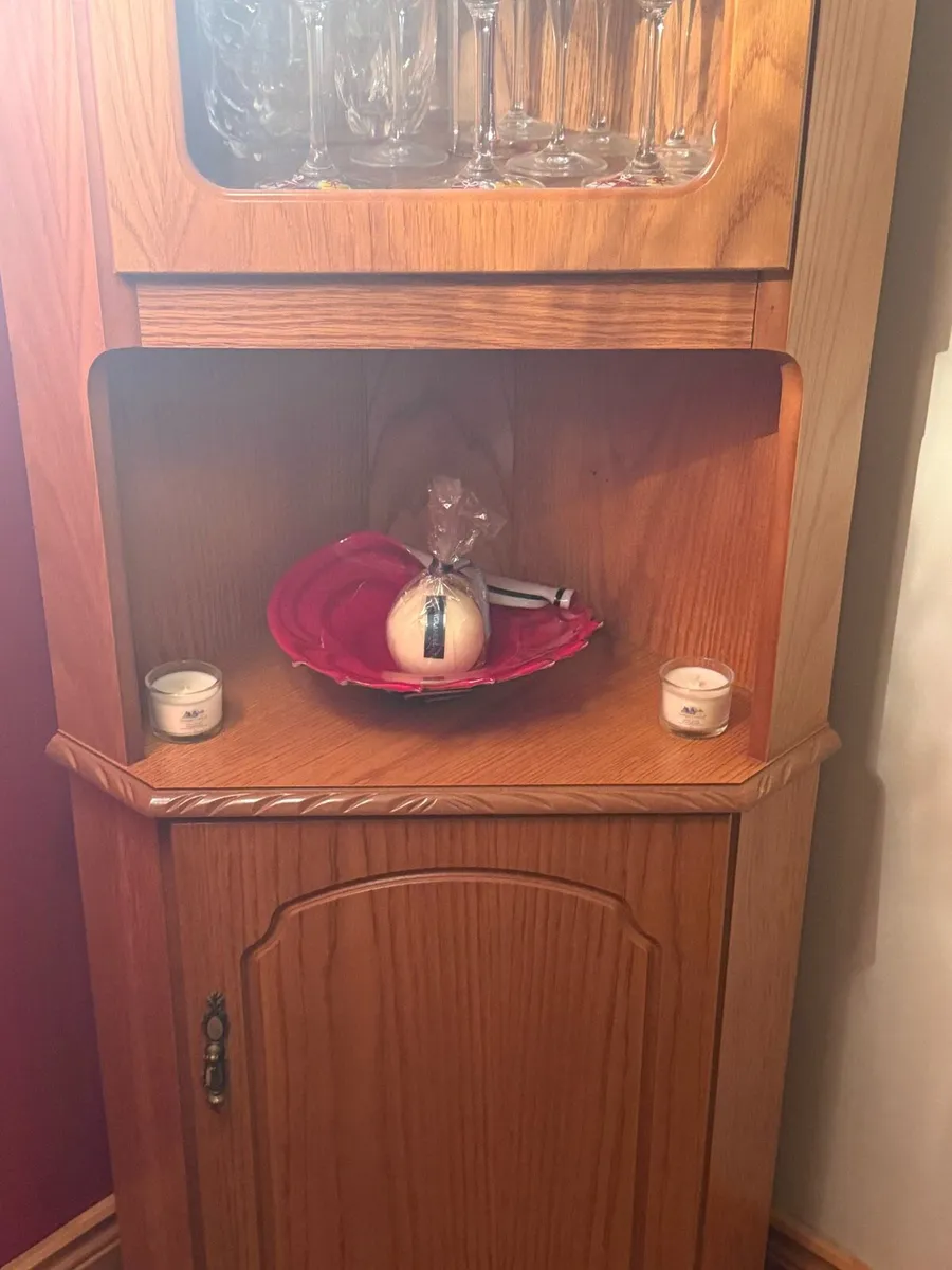Oak Corner Display Cabinet / Drinks Cabinet - Image 3