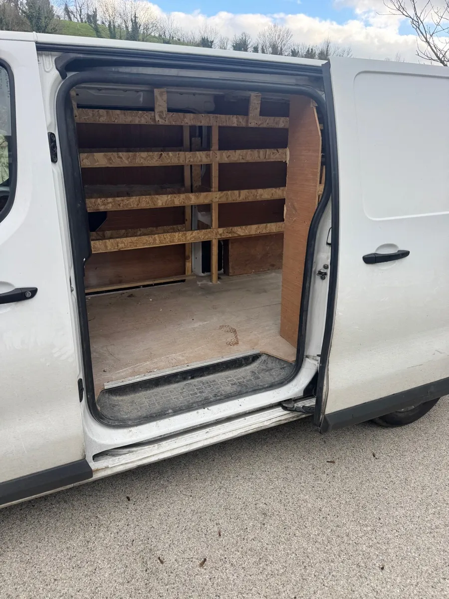 Peugeot van - Image 3