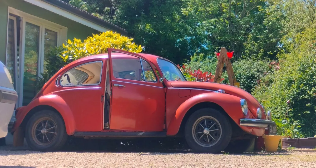 Volkswagen 1302S Beetle 1971 Sunroof VW 1302LS - Image 1