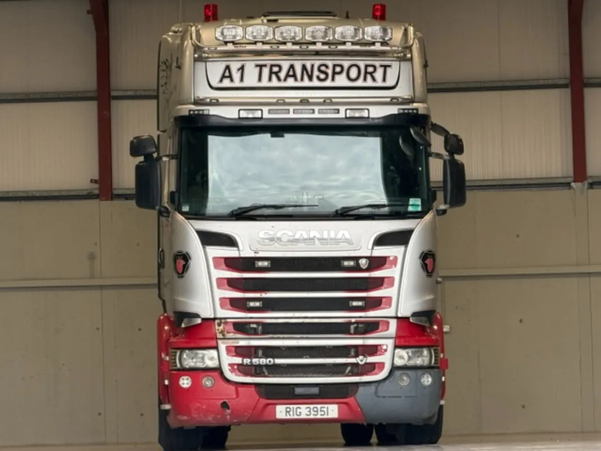2016 SCANIA R580 TOPLINE 6X2 MID-LIFT - Image 2