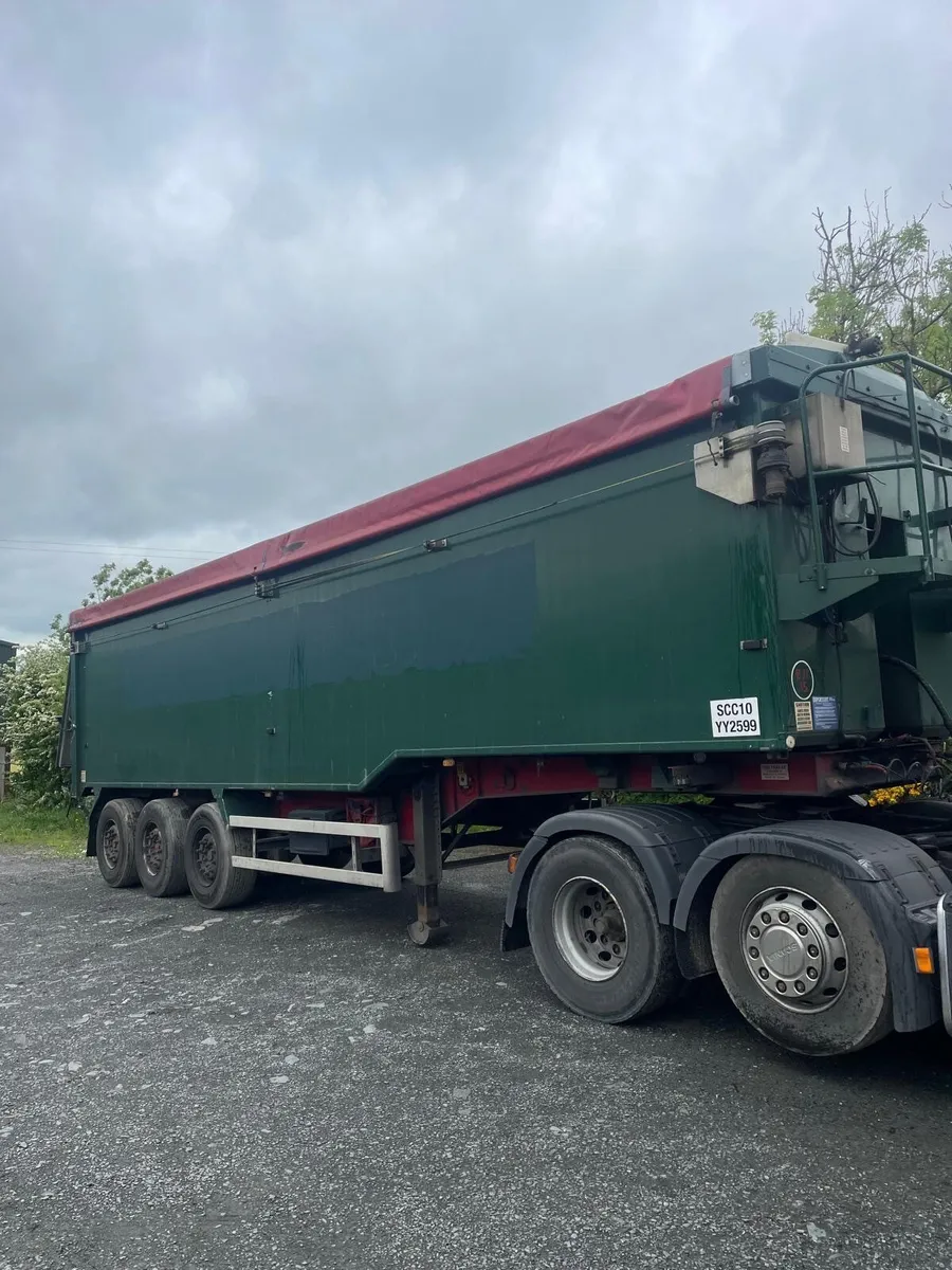 Artic tipping trailer - Image 1
