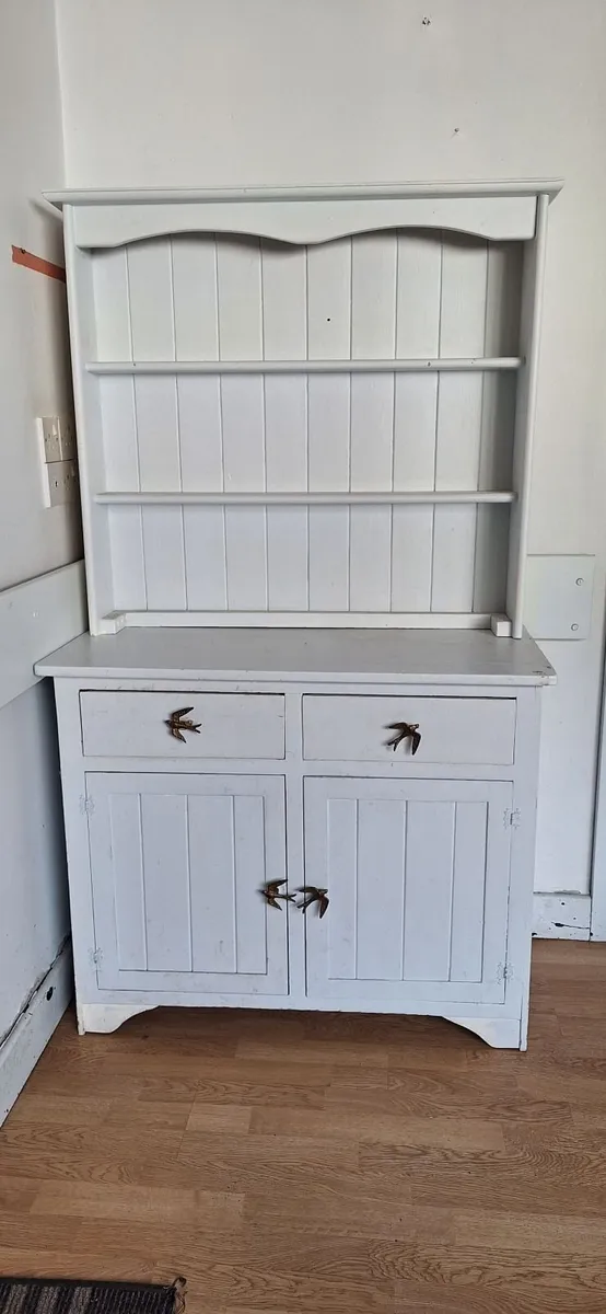 Kitchen dresser - Image 1