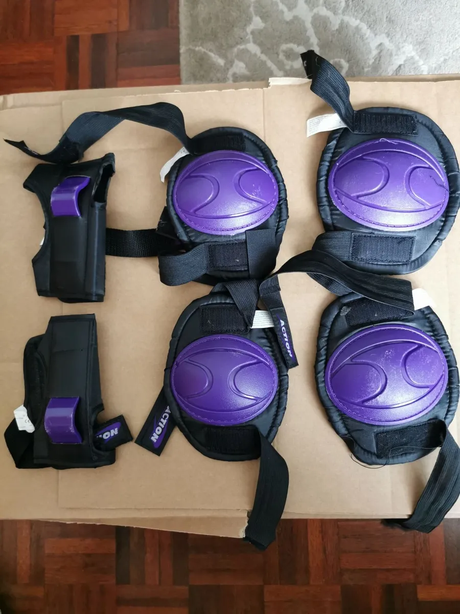 🛼 Roller Skates + Protective Gear - Image 3