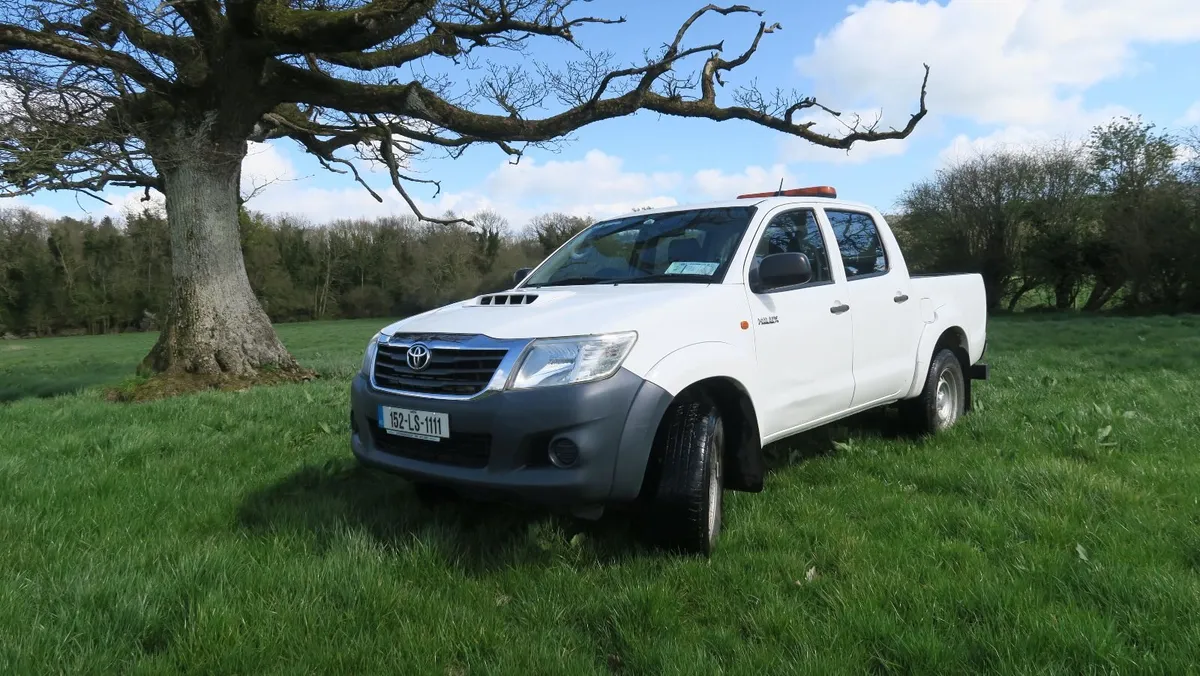 Toyota Hilux 2015 - Image 4