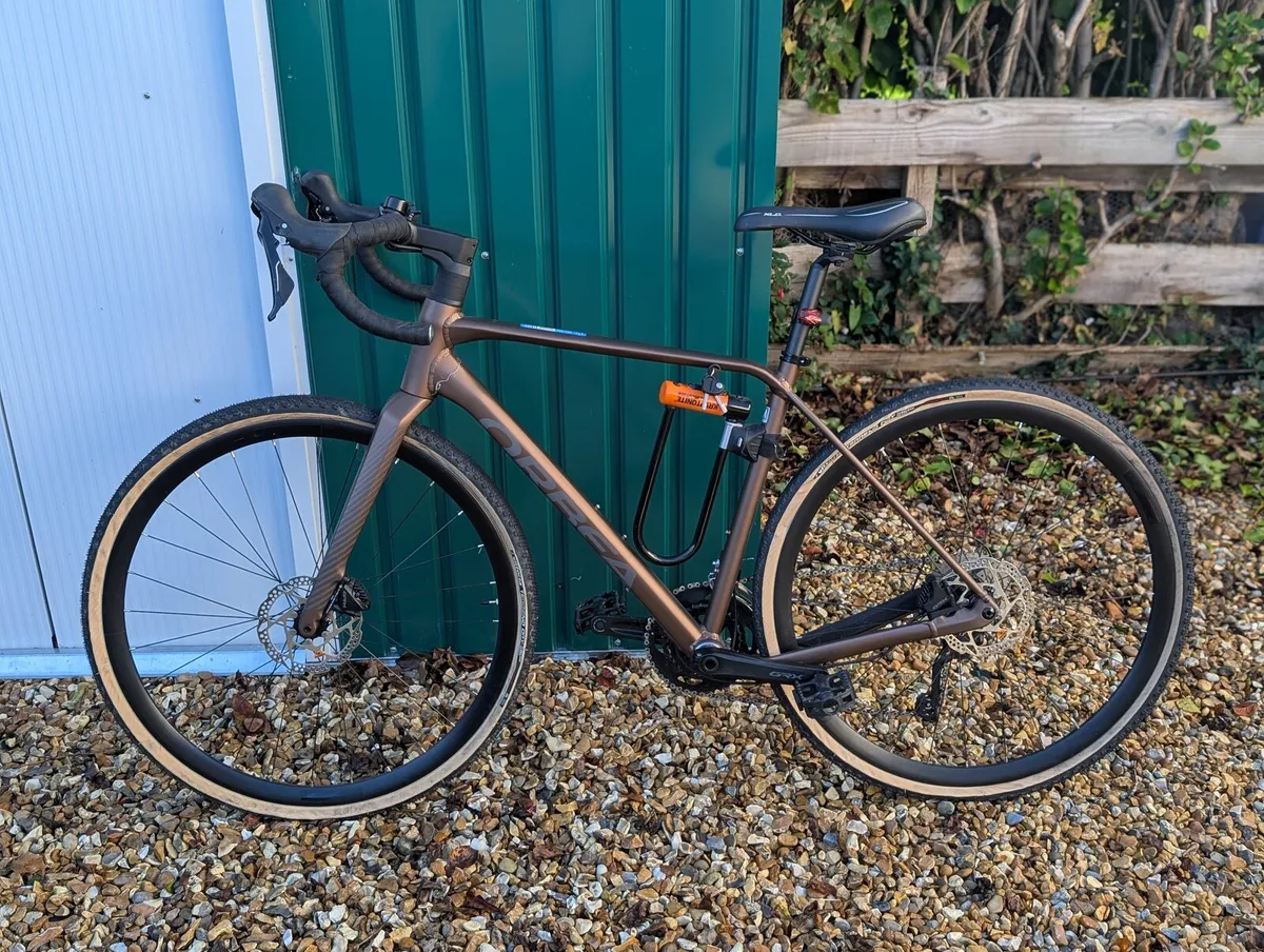2022 Orbea Terra H40 Gravel Bike (Size M) - Image 1