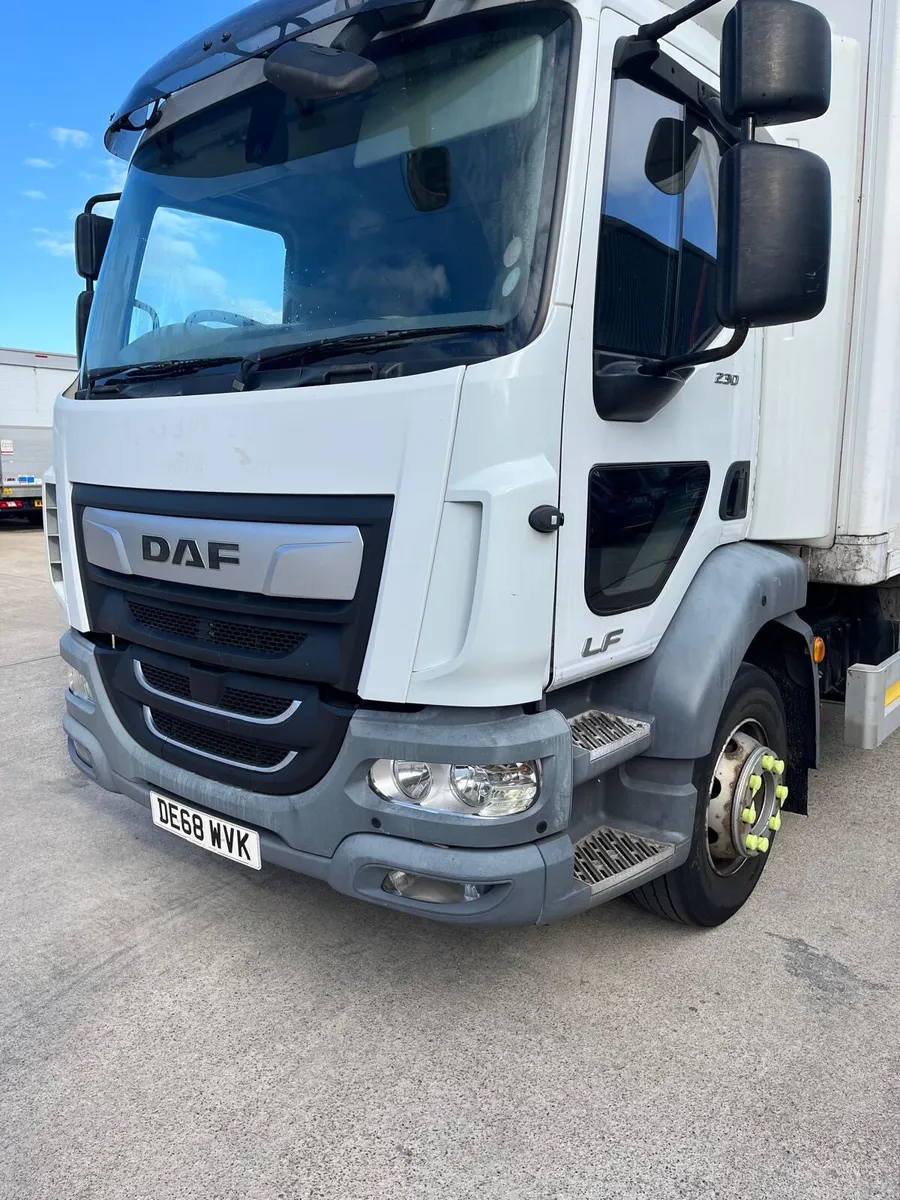November 2018 DAF LF 55 230 16T Chassis Cab - Image 1