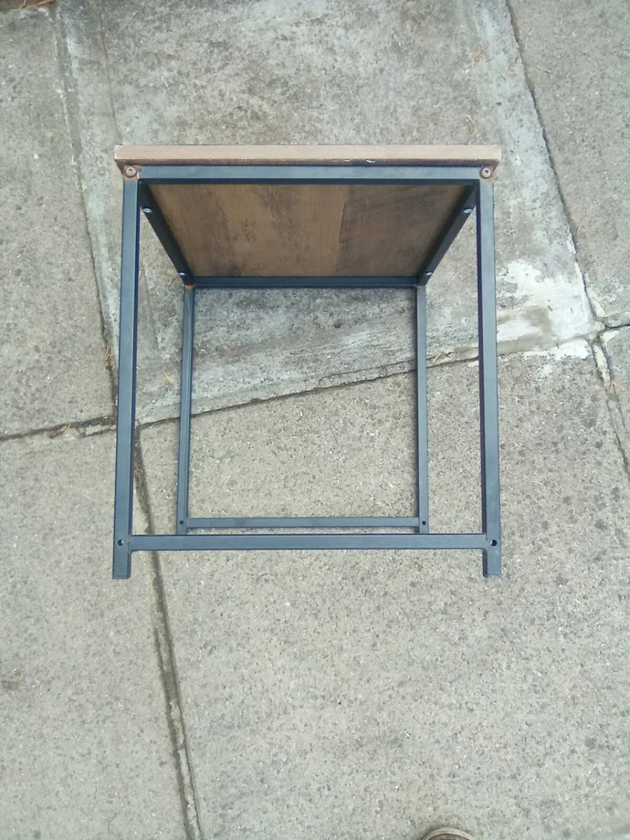 SMALL.   SIDE.  TABLE. - Image 4