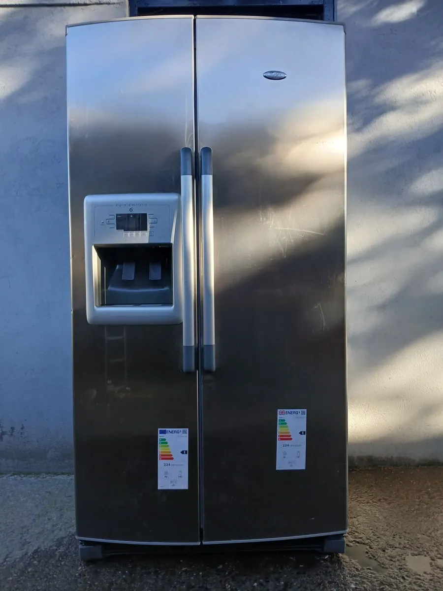 1 AMERICAN FRIDGE FREEZER - Image 1