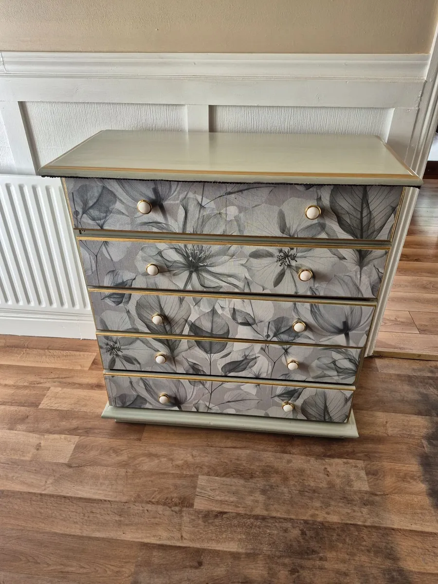 Chest of Drawers - Image 1