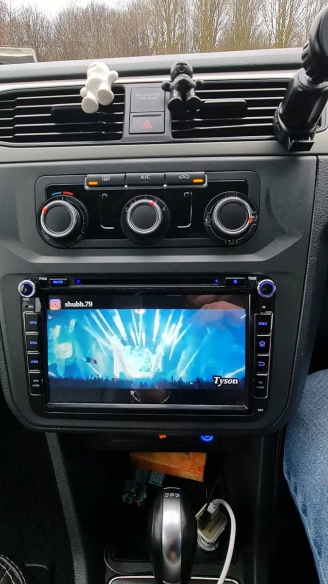 Car double din radio - Image 3