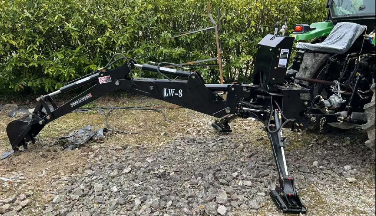 Tractor back hoe (mini digger) - Image 1