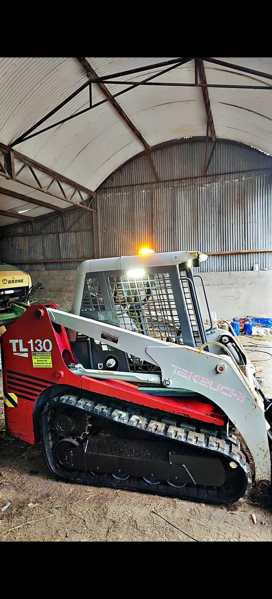 Takeuchi tracked skidsteer - Image 2