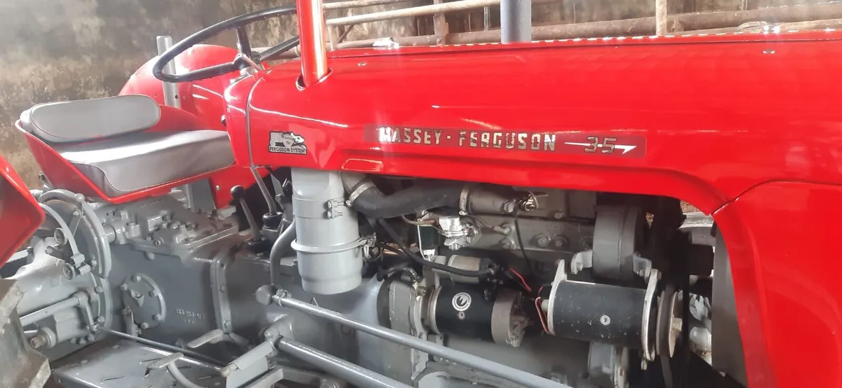Massey Ferguson 35 - Image 2