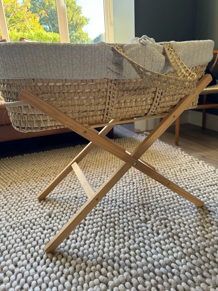 Moses basket with stand - Image 3