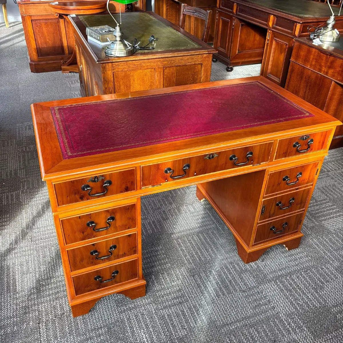 Mahogany bright red leather top twin pedestal writ - Image 1