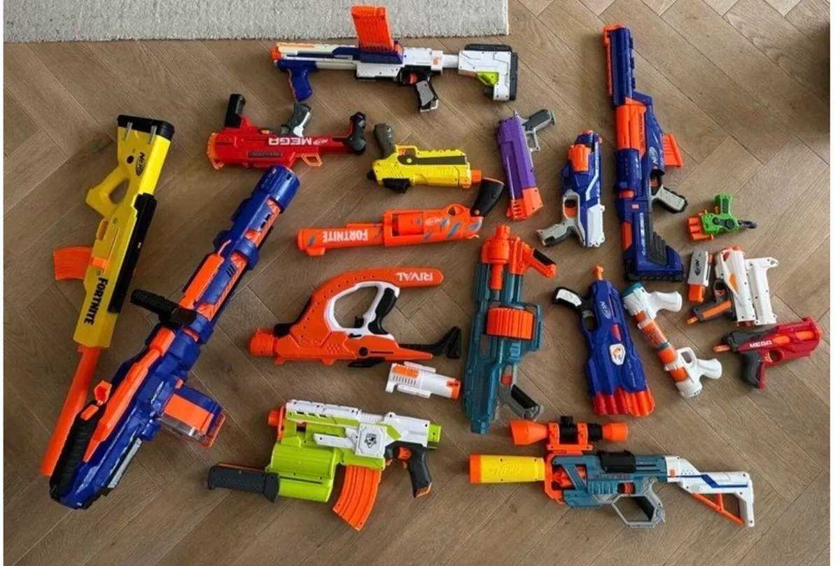 Large Nerf Blaster Bundle - 18 Blasters - Image 1