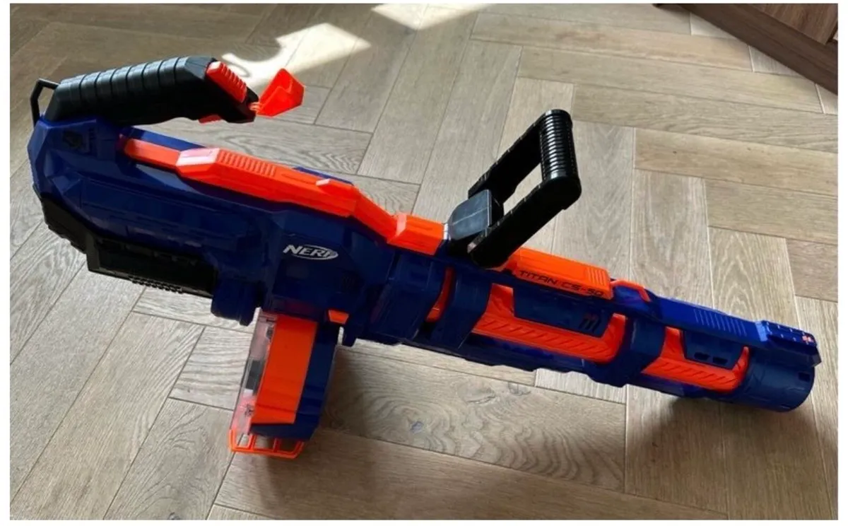 Large Nerf Blaster Bundle - 18 Blasters - Image 4