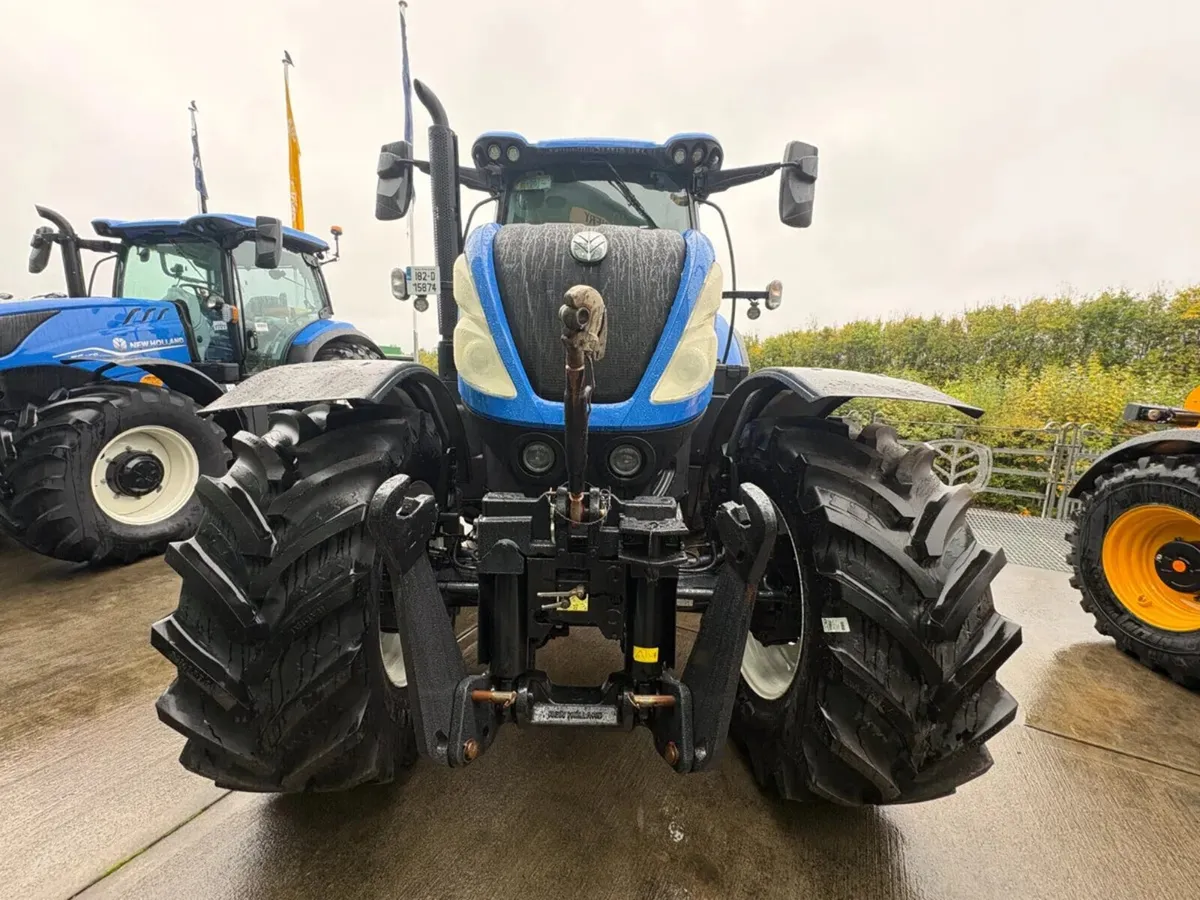 NEW HOLLAND T7.230 - Image 4