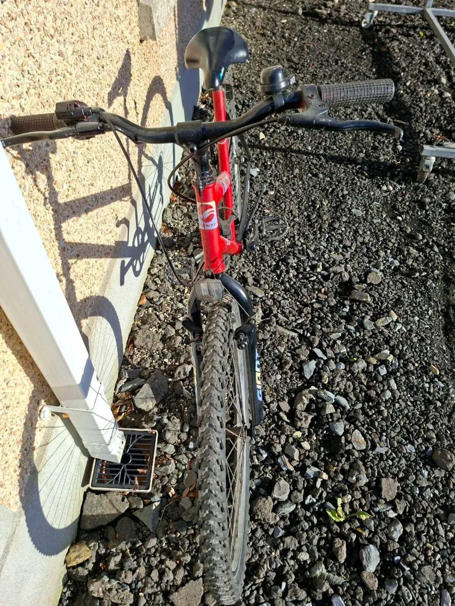 'Giant' ladies mountain bike - Image 2