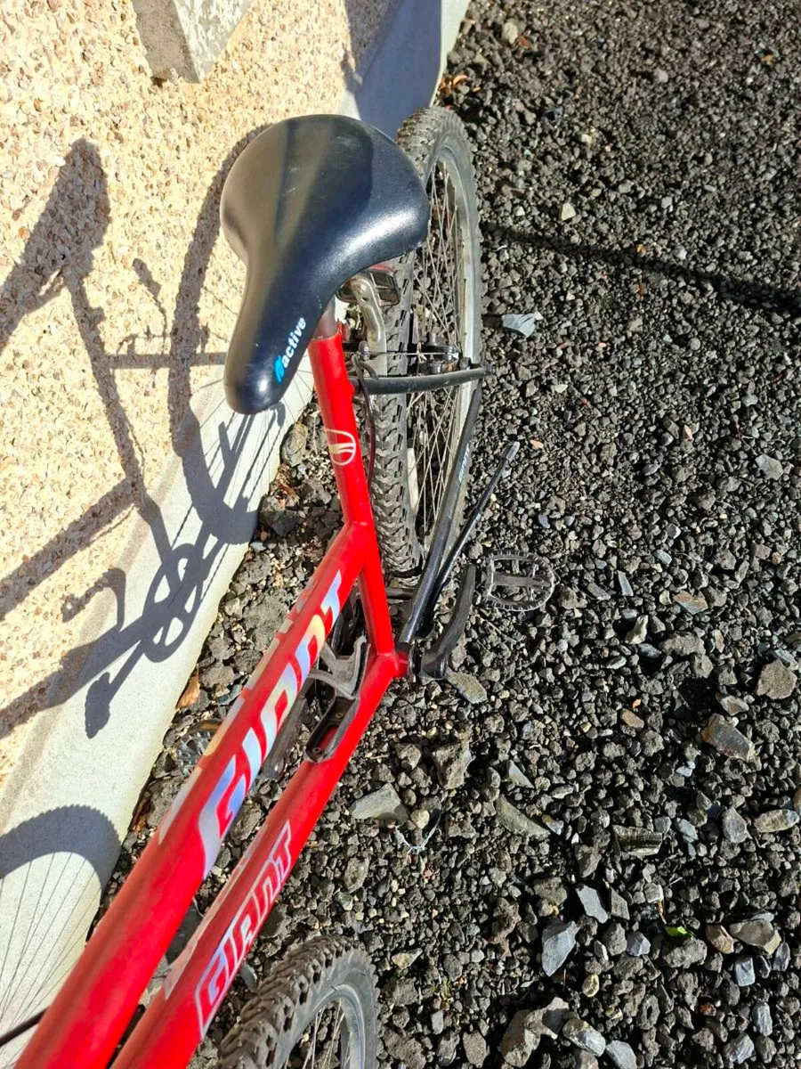 'Giant' ladies mountain bike - Image 3